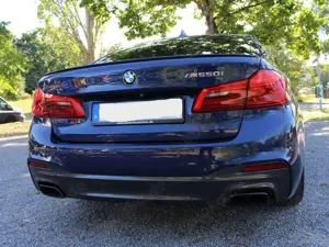 BMW M550 M550i xDrive BW|SoftClose|HUD|NightVision|GSD|ACC Bild 2