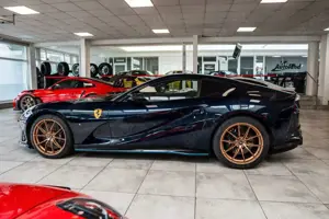 Ferrari 812 6.5 Superfast *Tailor Made*Blu Micalizzato* Bild 5
