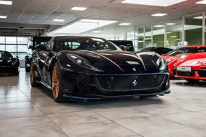 Ferrari 812 6.5 Superfast *Tailor Made*Blu Micalizzato* Bild 3