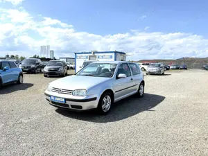 Volkswagen Golf 1.4L *1. HAND *Guter Zustand* TÜV bis 07. 2026