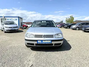 Volkswagen Golf 1.4L *1. HAND *Guter Zustand* TÜV bis 07. 2026 Bild 3