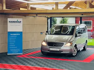 Mercedes-Benz Viano 3.0  lang Behindertengerecht-Lift
