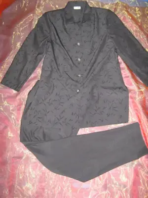 NEU Blumen Blüten Flower Schurwolle Hosen- Anzug City Combi by delMod K.- Gr. 22 * 42 M anthrazit 