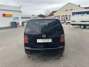 Volkswagen Touran CrossTouran*DSG*7-Sitzer*isofix*Display* Bild 5