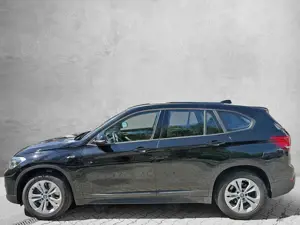 BMW X1 xDrive25e Bild 3