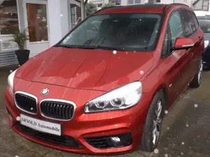 BMW 218 218 d Sport Line // DIESEL // Navi // AUTOMATIC //