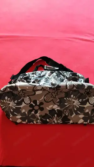Schwarz, weiße braune Tasche Bild 4