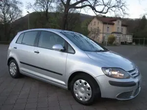 Volkswagen Golf Plus 1.6 FSI Trendline+TÜV=06/2026+WENIG KM