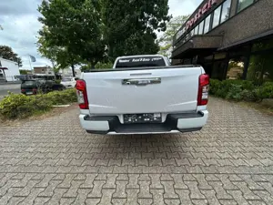 Mitsubishi L200 Basis Doppelkabine 4WD Bild 2