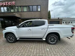 Mitsubishi L200 Basis Doppelkabine 4WD Bild 5