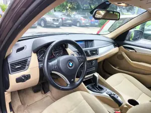 BMW X1 X1 sDrive18i Aut. Bild 2