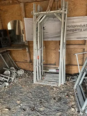 Alu Gerüst Firma Pletac Zu Verkaufen Als Komplett 17 Steher 200 730 mm