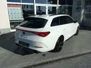 CUPRA Leon LEON SPORTSTOURER VZ CUP 2.0 TSI 4DRIVE DSG NAVI Bild 2