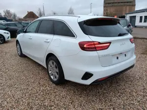 Kia Ceed SW / cee'd SW Navi Klima LED DAB Sitzheizung Bild 5