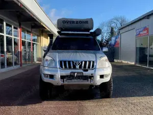Toyota Land Cruiser 3.0 D-4D (J12) Bild 2