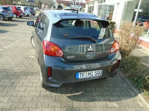 Mitsubishi Space Star Select 1.2 MIVEC 5-Gang Bild 4