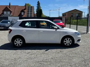 Skoda Fabia Active 1.0MPI KLIMA  4 TÜRER SERVO Bild 3