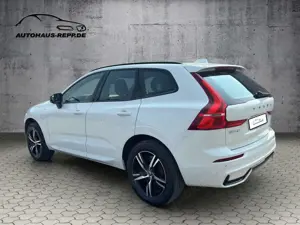 Volvo XC60 T6 AWD R-Design Recharge Plug-In Hybrid Bild 4