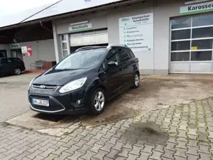 Ford Grand C-Max 1,0 --7 Sitzer--SHZ--PDC