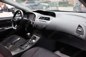 Honda Civic Civic 1.4 Comfort *LPG-GASANLAGE*Klimaaut.*KeyGo Bild 5