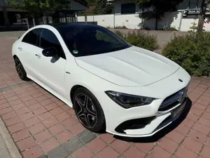 Mercedes-Benz CLA 35 AMG AMG CLA 35 4Matic AMG Speedshift 7G-DCT