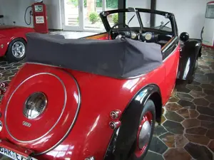 Oldtimer DKW F8  Luxus-Cabriolet Bild 3