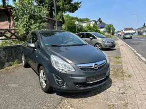 Opel Corsa 1.2 Active Wenig km / Klima / ZV / Tüv