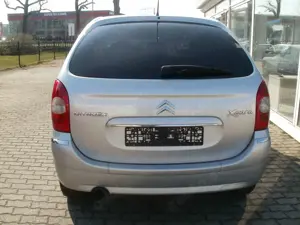 Citroen Xsara Picasso 1.8i Confort Bild 5