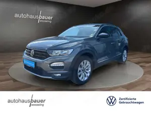 Volkswagen T-Roc 1.5l TSI DSG Sport *NAV, APP, SHZ, Klimaauto. 2-Zonen, SHZ, Lich