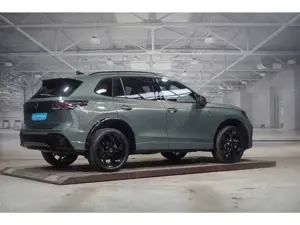 Volkswagen Tiguan R-Line 2.0 TSI 4M AHK Head-Up IQ.Light Pano Bild 3