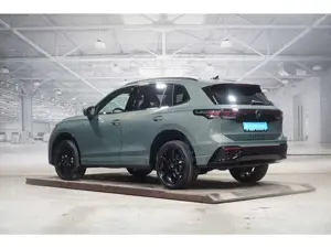 Volkswagen Tiguan R-Line 2.0 TSI 4M AHK Head-Up IQ.Light Pano Bild 2