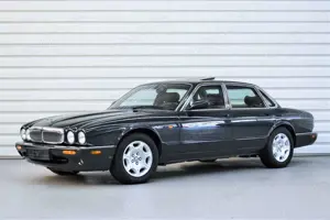 Jaguar XJ Sovereign XJ 4.0 Bild 3