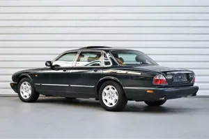 Jaguar XJ Sovereign XJ 4.0 Bild 2