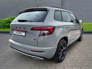 Skoda Karoq Sportline 4x4 2.0 TSI+Standheizung+Anhängerkupplun Bild 4