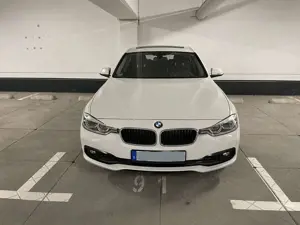 BMW 320 320d Efficient Dynamic Edition Bild 3