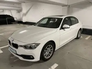 BMW 320 320d Efficient Dynamic Edition Bild 2