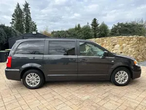 Lancia Voyager 2.8 JTDM+Leder+SHZ+AHK+Tempomat+top+ Bild 5