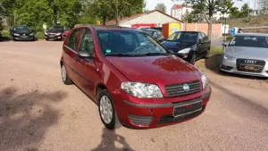 Fiat Punto 1.2 8V*97TKm*el Fensteheber*USB*8xBereift