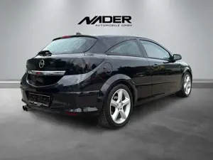 Opel Astra Sport 2.0 16V Turbo 1998 ccm Metallic Bild 4