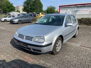 Volkswagen Golf IV*1.4*KLIMA*ALLWETTERREIFEN*