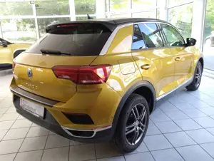 Volkswagen T-Roc 1.5 TSI ACT OPF DSG IQ.DRIVE Navi Sitzheizung Bild 4