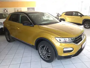 Volkswagen T-Roc 1.5 TSI ACT OPF DSG IQ.DRIVE Navi Sitzheizung Bild 3