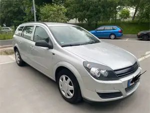 Opel Astra Caravan 1.8 Automatik Klima Tel01708044052