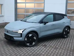 Volvo EX30 Plus RWD Pure Electric Bild 3