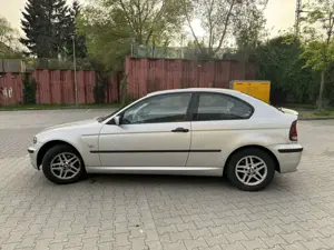 BMW 316 316ti Bild 5