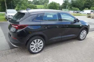 Opel Grandland X INNOVATION Bild 4
