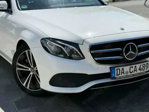 Mercedes-Benz E 220 E 220D Avantgarde 9G-TRONIC Standheizung/Massage/Memorysitze