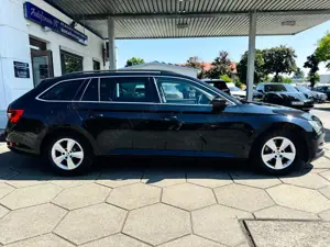 Skoda Superb Exclusive ACC/CANTON/AKUSTIKGLAS/CRYSTAL Bild 2