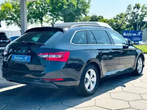 Skoda Superb Exclusive ACC/CANTON/AKUSTIKGLAS/CRYSTAL Bild 3