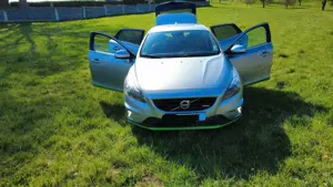 Volvo V40 D3 R Design